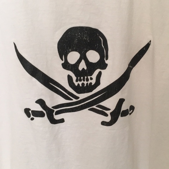 Pirate Skull & Sword Shirt - Picture 2 of 2